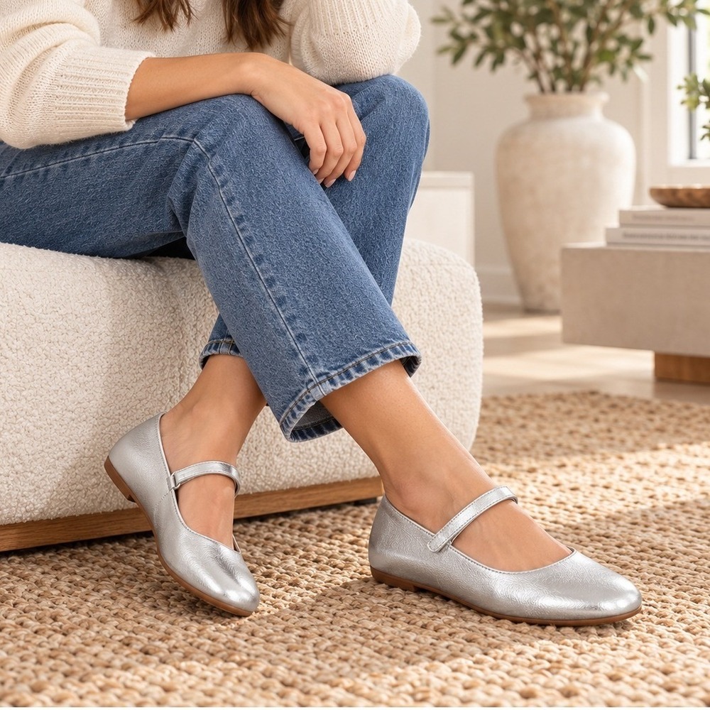 Naturalizer Maxwell-MJ Silver Leather Mary Jane Flats Womens Size 9W Wide